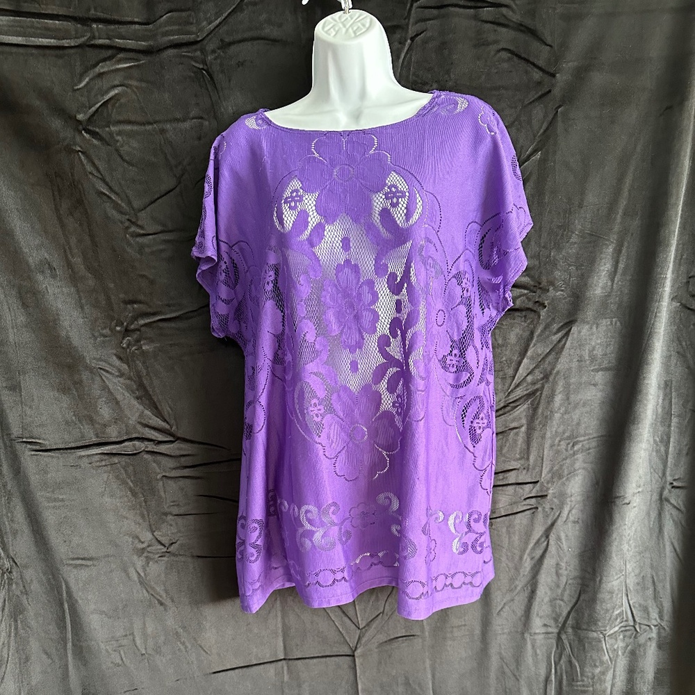 Susan Graver, purple lace short sleeve over blouse, size L